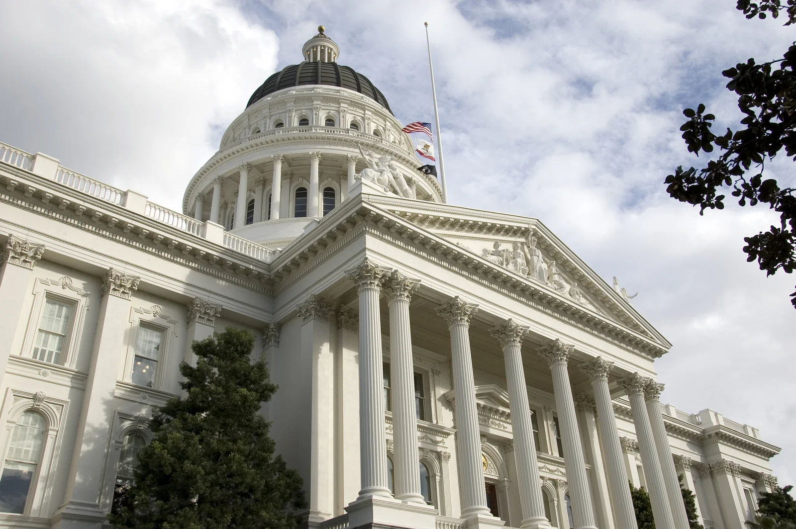 California State Capitol building — KORE1 IT staffing and engineering recruiting services across California